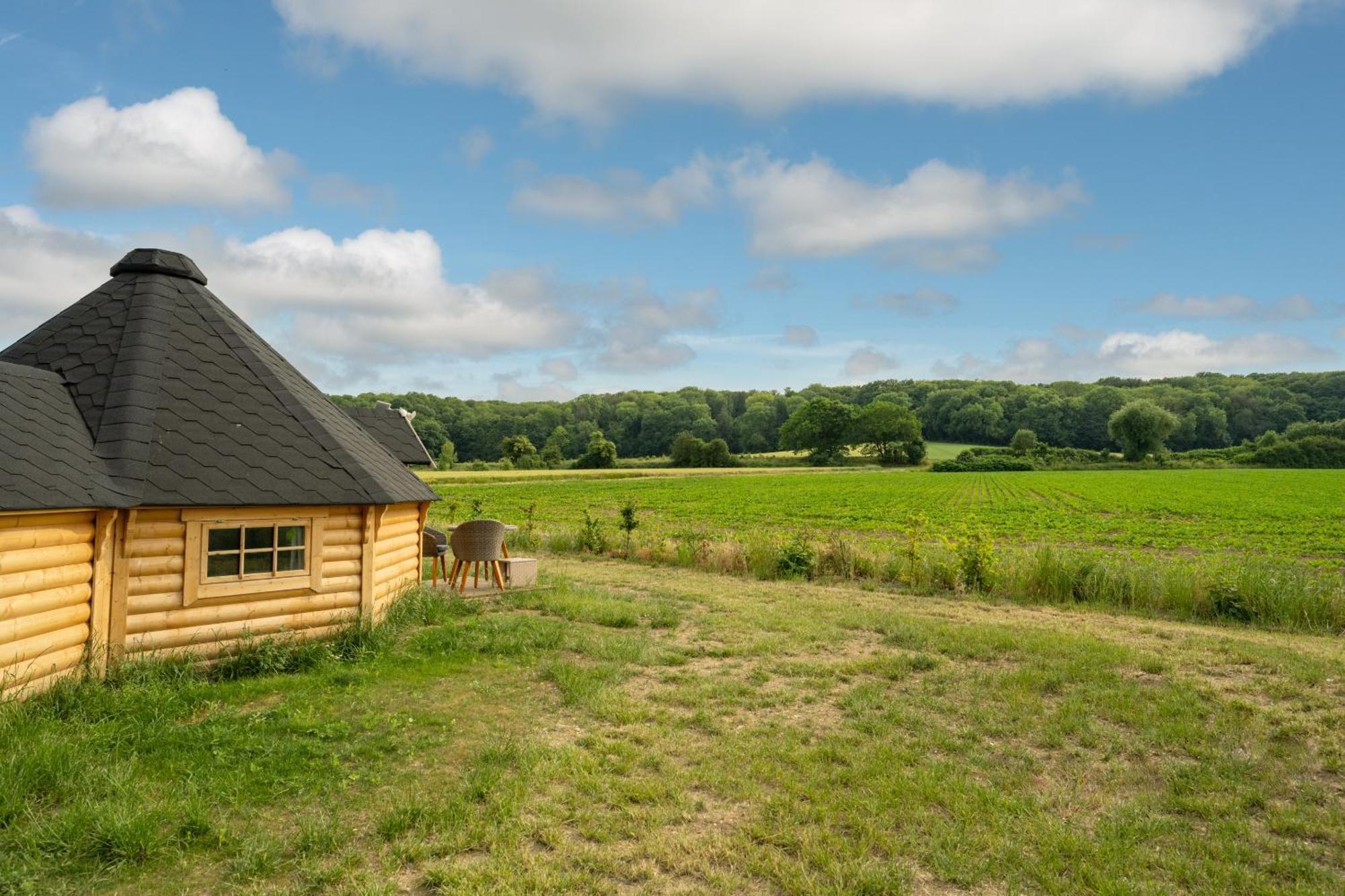 Logements Insolites A La Ferme - Yourte, Kota Ou Pod Farbus Quarto foto